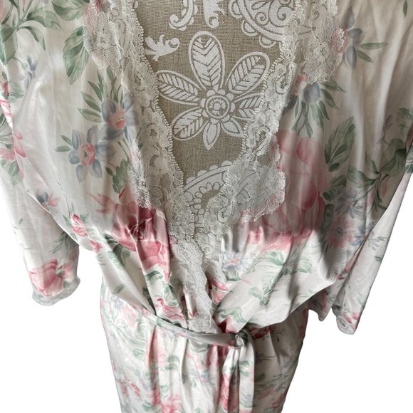 Vintage Lorraine women's satin bath robe size small. - Picture 5 of 9